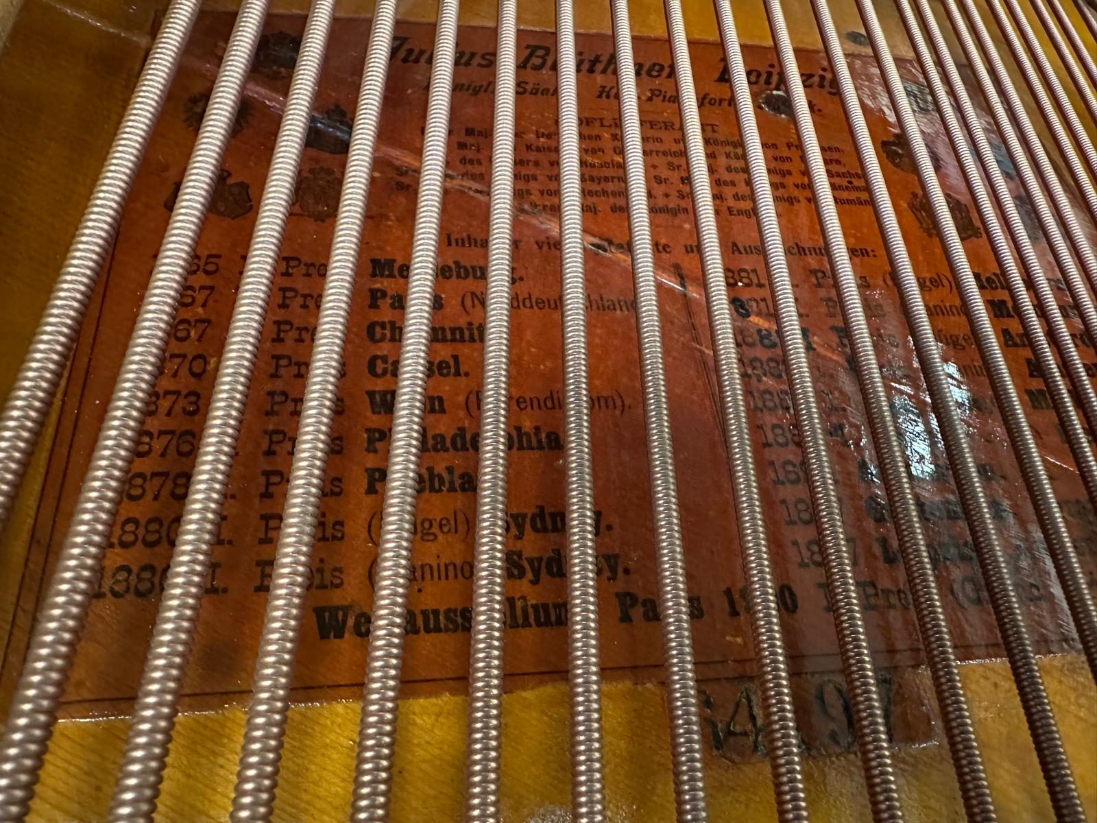 Piano Image