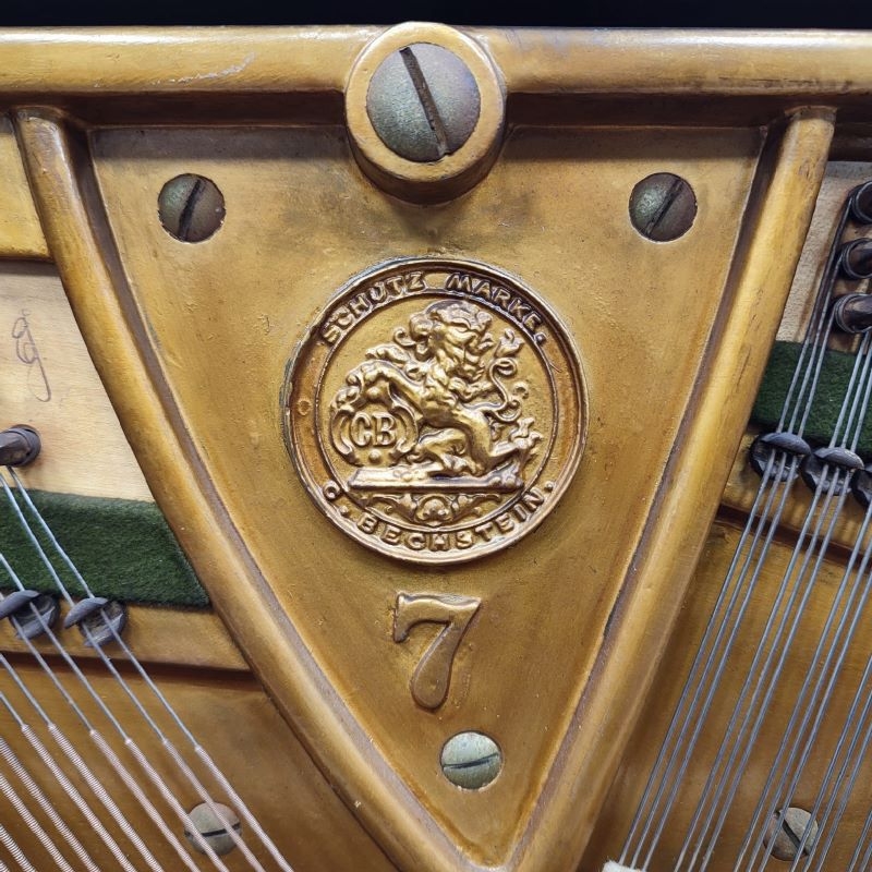 Piano Image