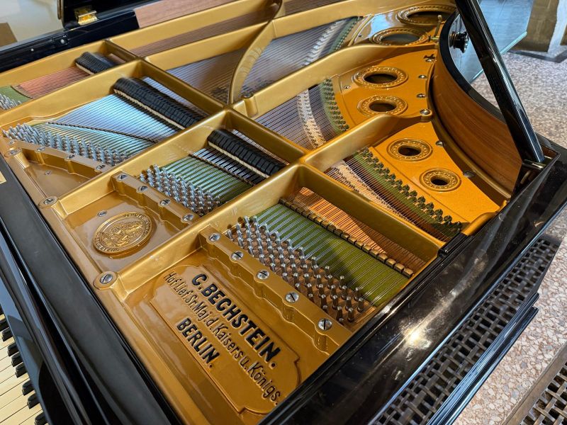 Bechstein III Grand piano detail photo 8 - Roberts Pianos