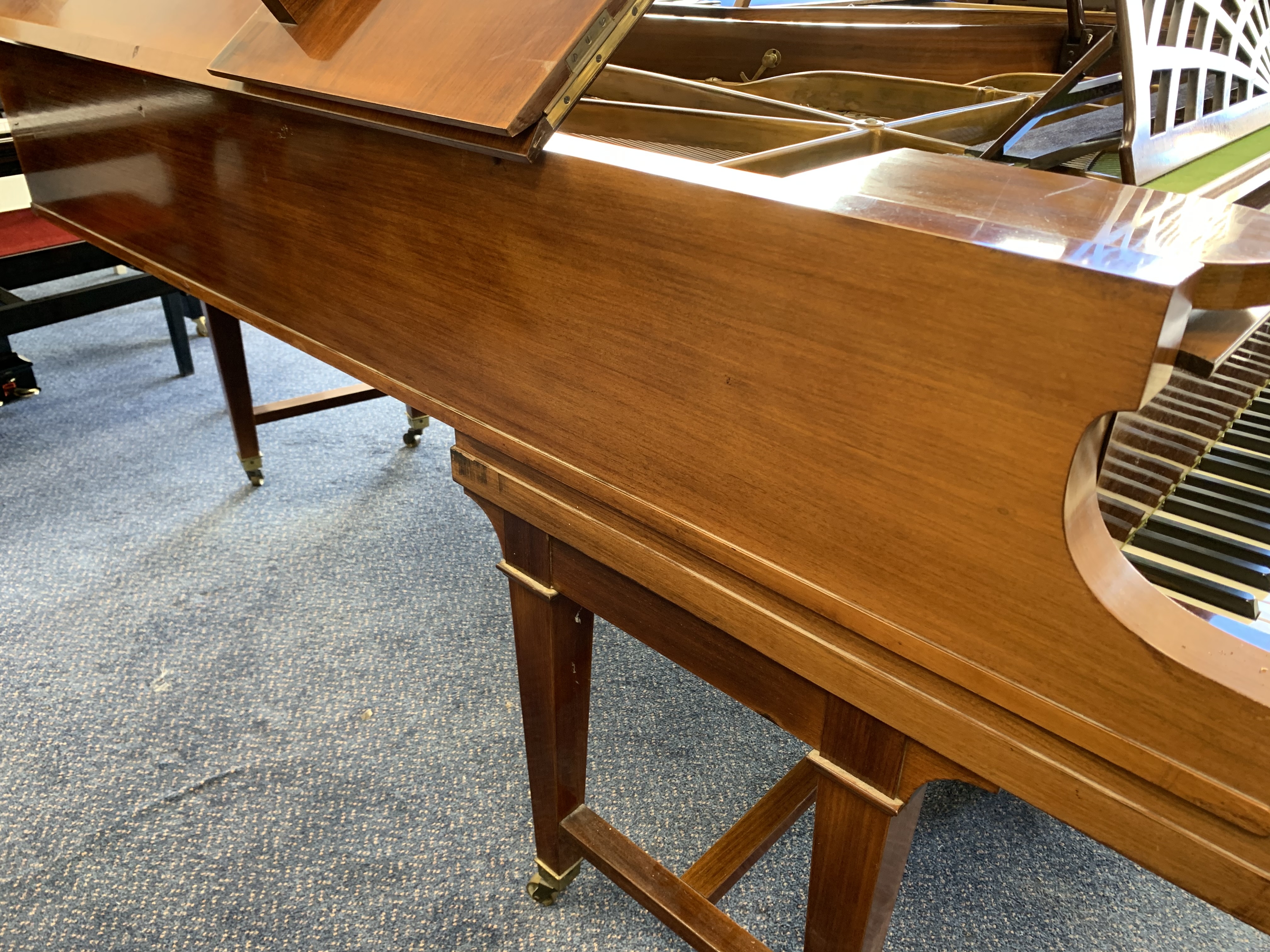 Piano Image