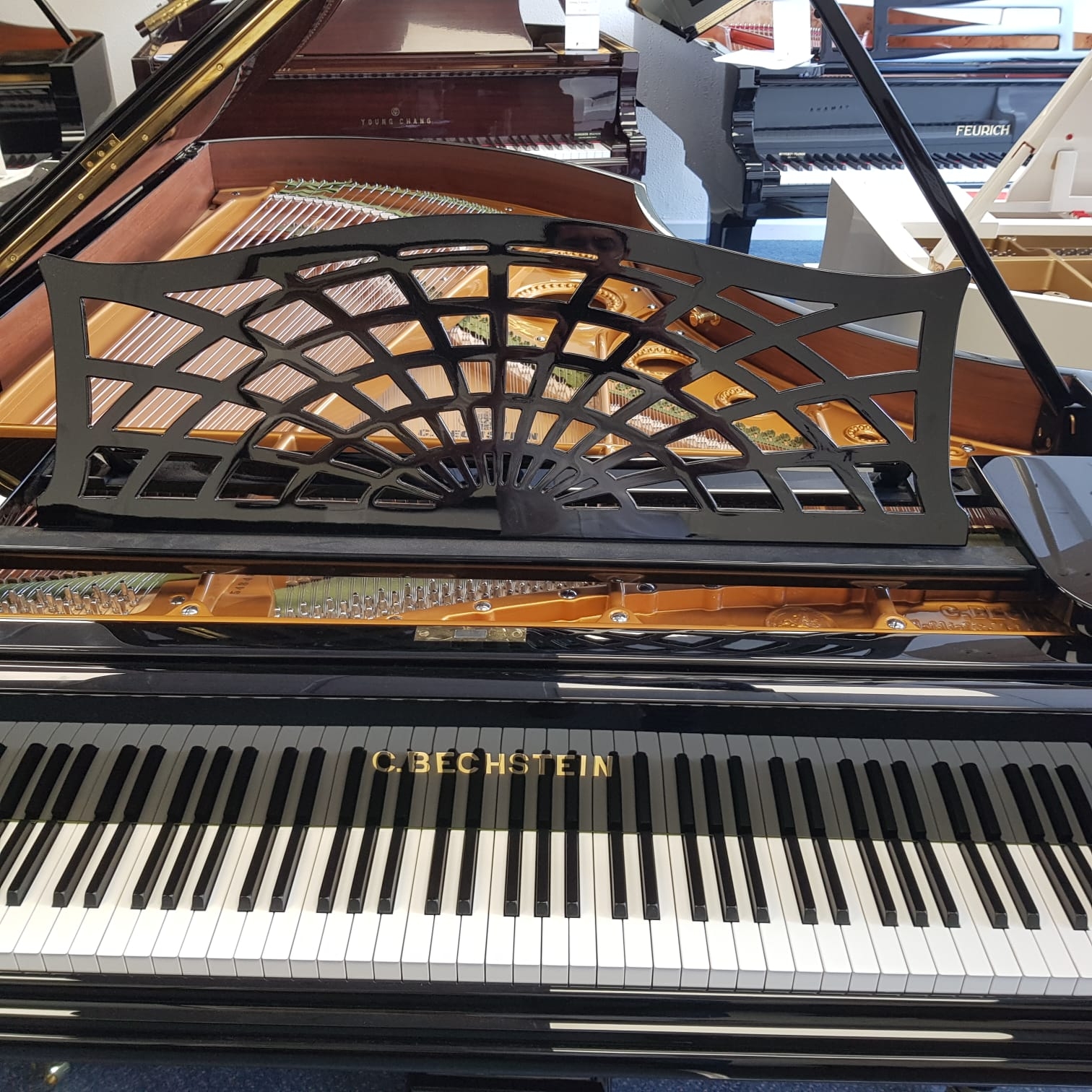 Piano Image