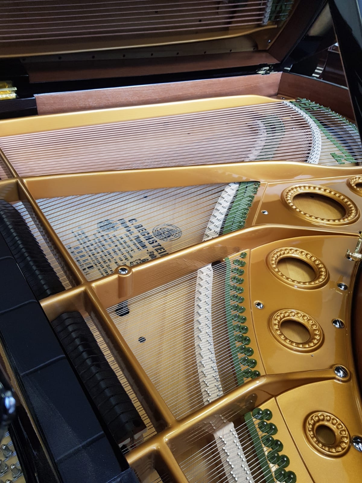 Piano Image