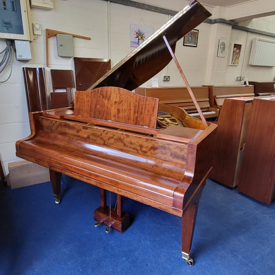 Piano Image