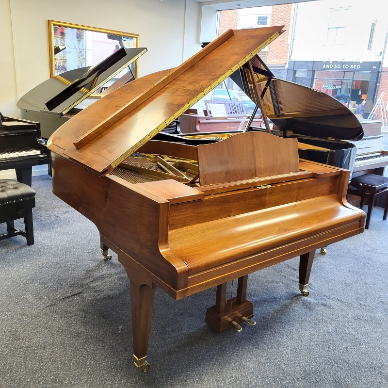 Piano Image
