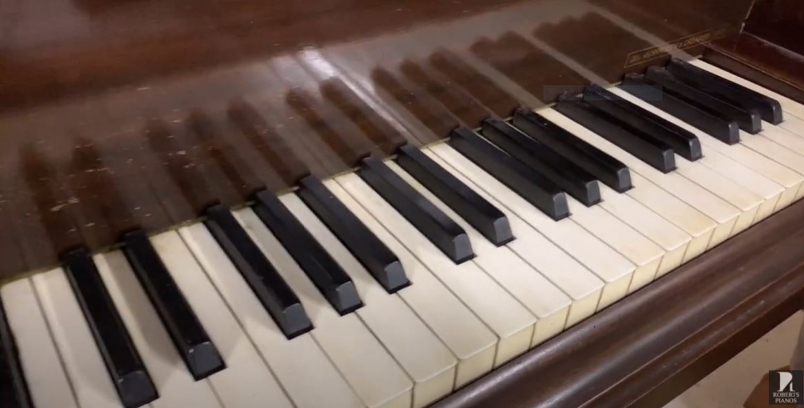 Piano Image