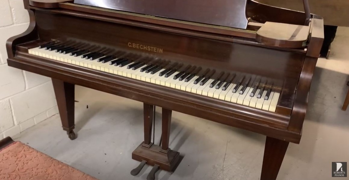 Piano Image