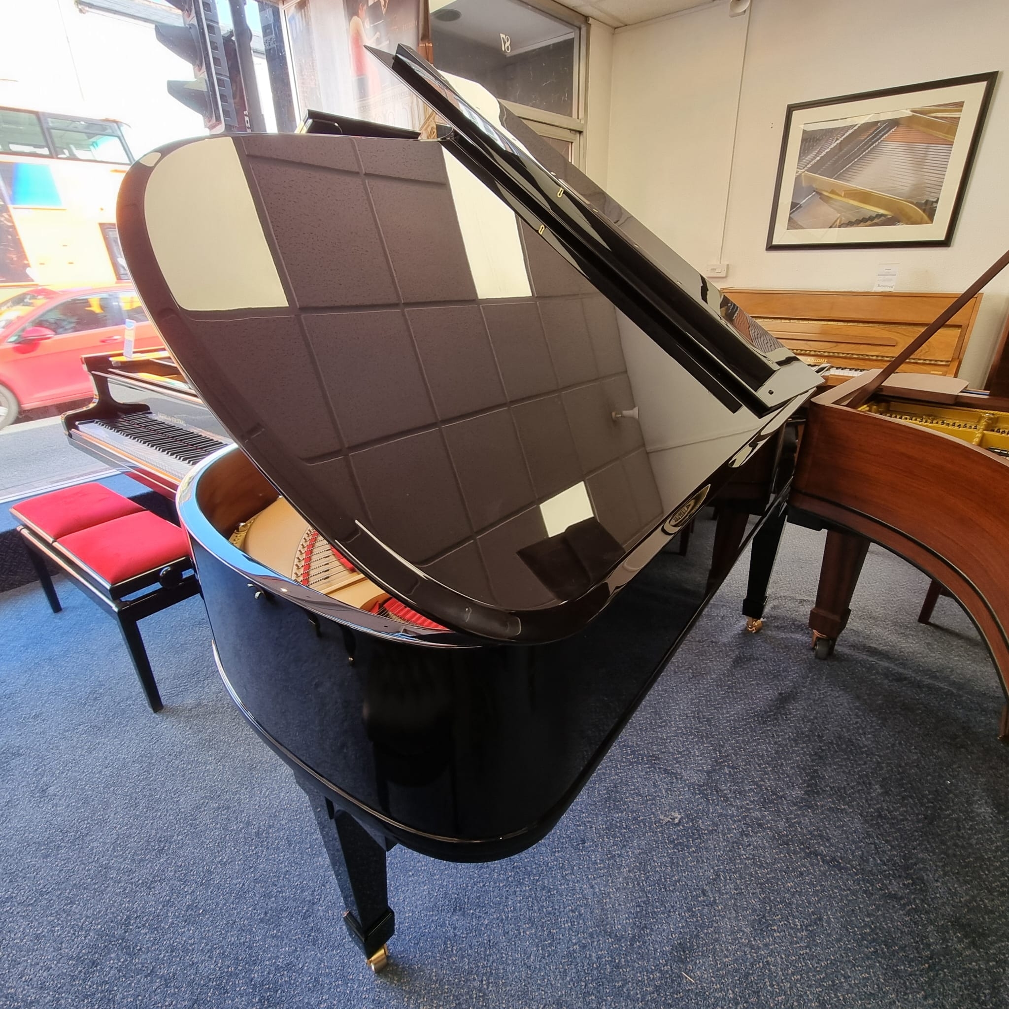 Piano Image