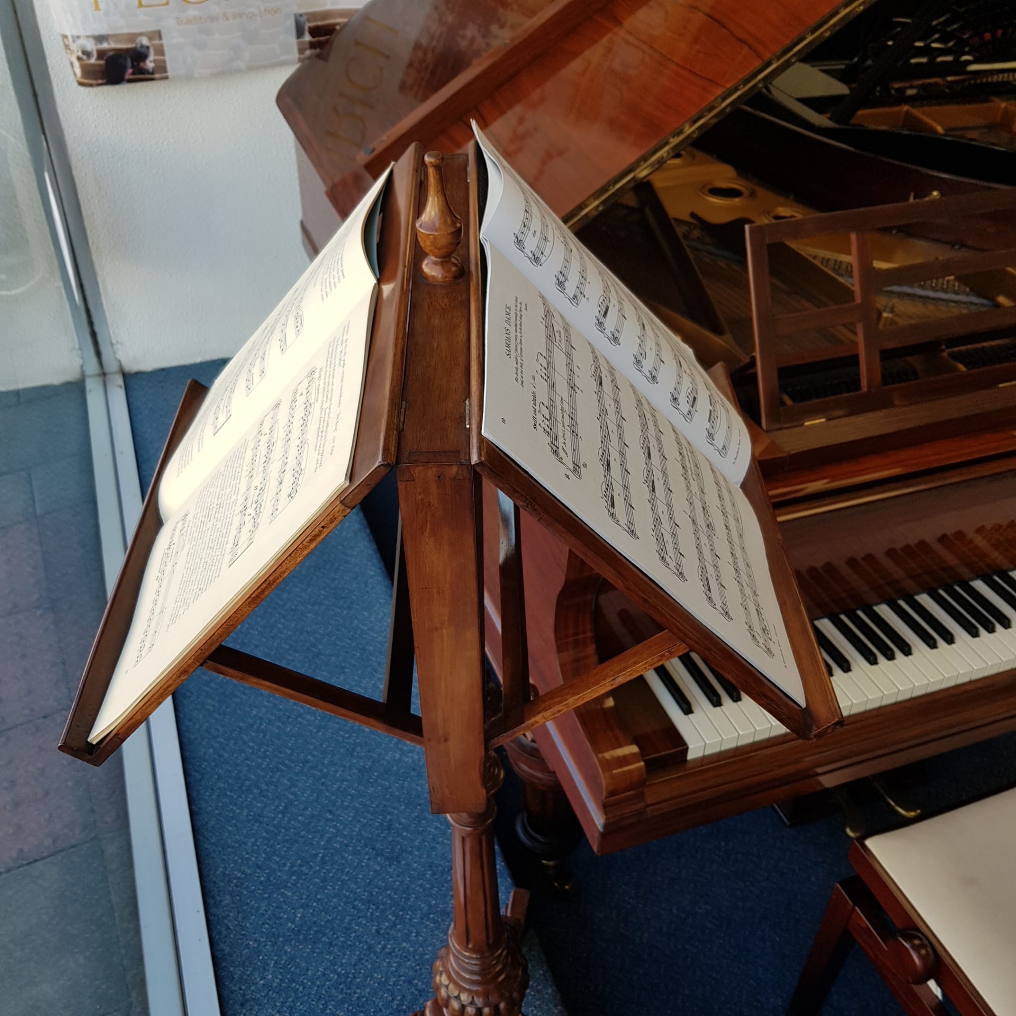 Piano Image