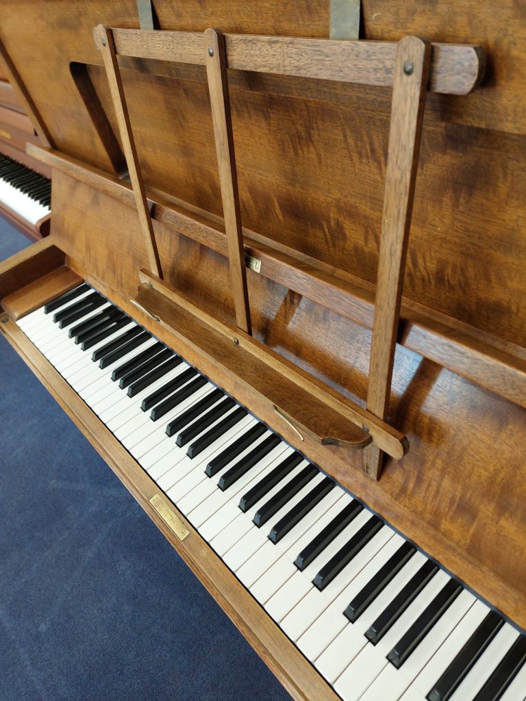 Grotrian Steinweg 120 Upright piano detail photo 5 - Roberts Pianos