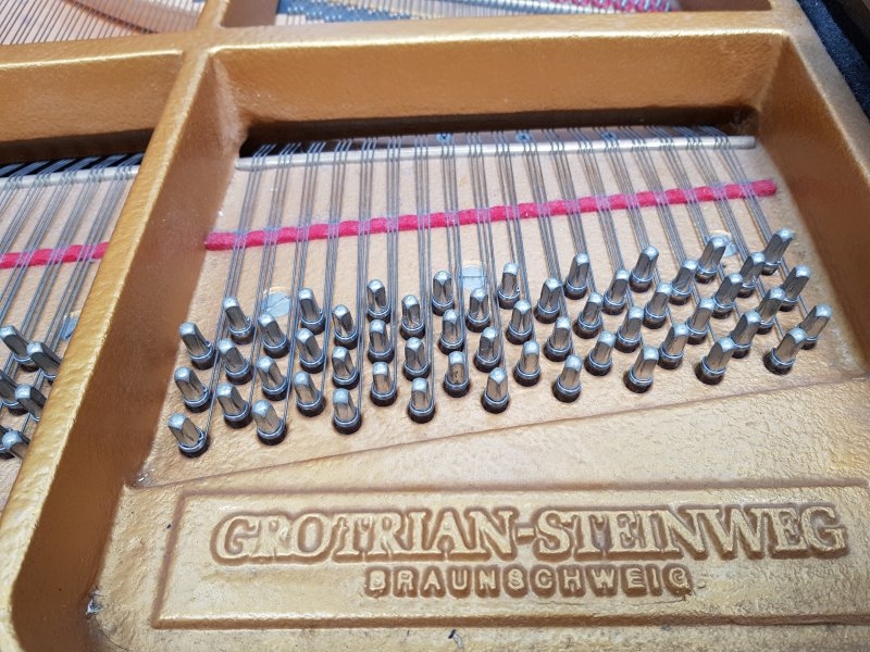 Piano Detail Photo 5