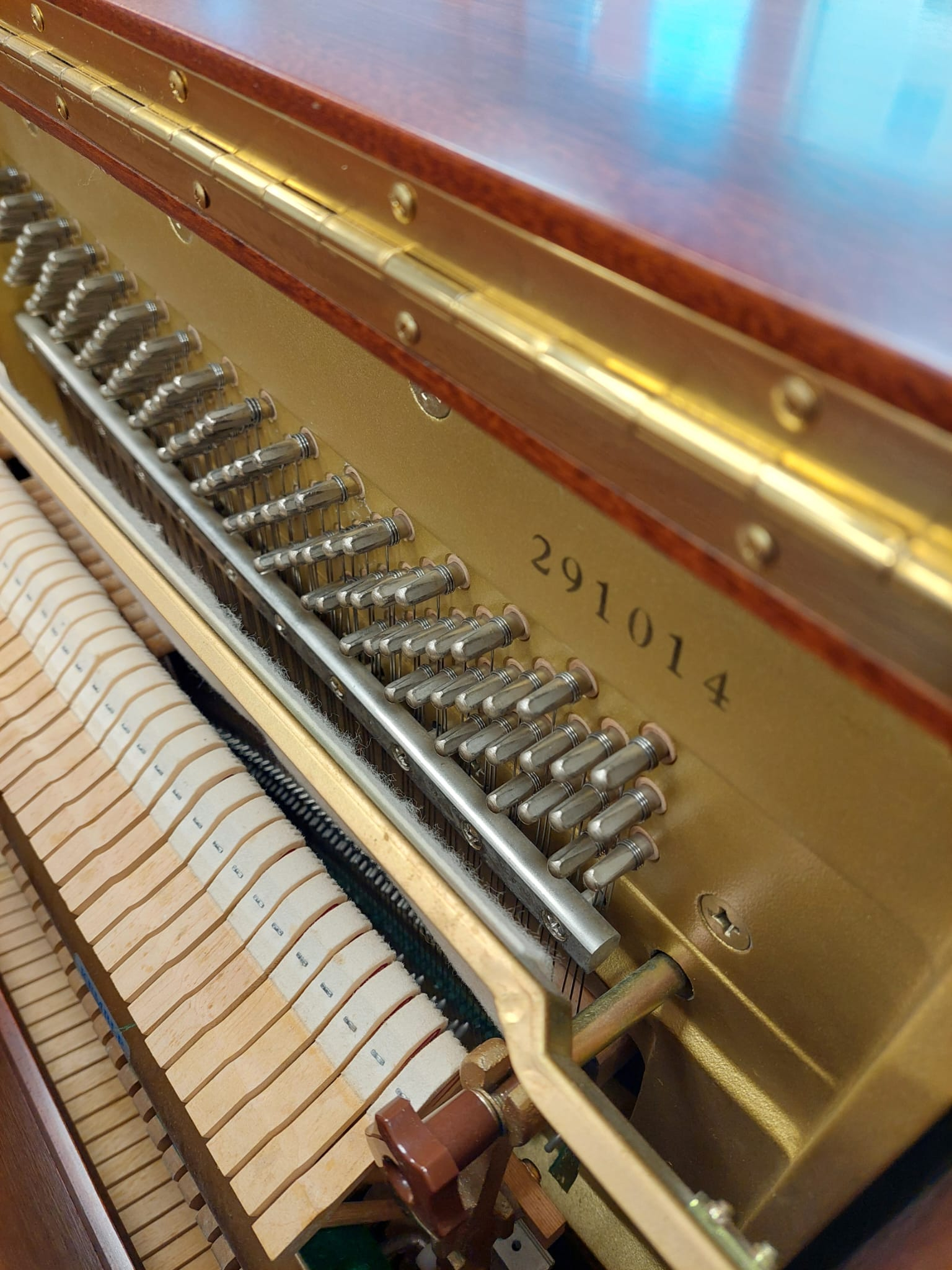 Kemble 120 Upright piano detail photo 12 - Roberts Pianos