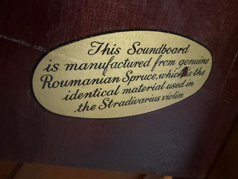 Knight K6 Upright piano detail photo 6 - Roberts Pianos