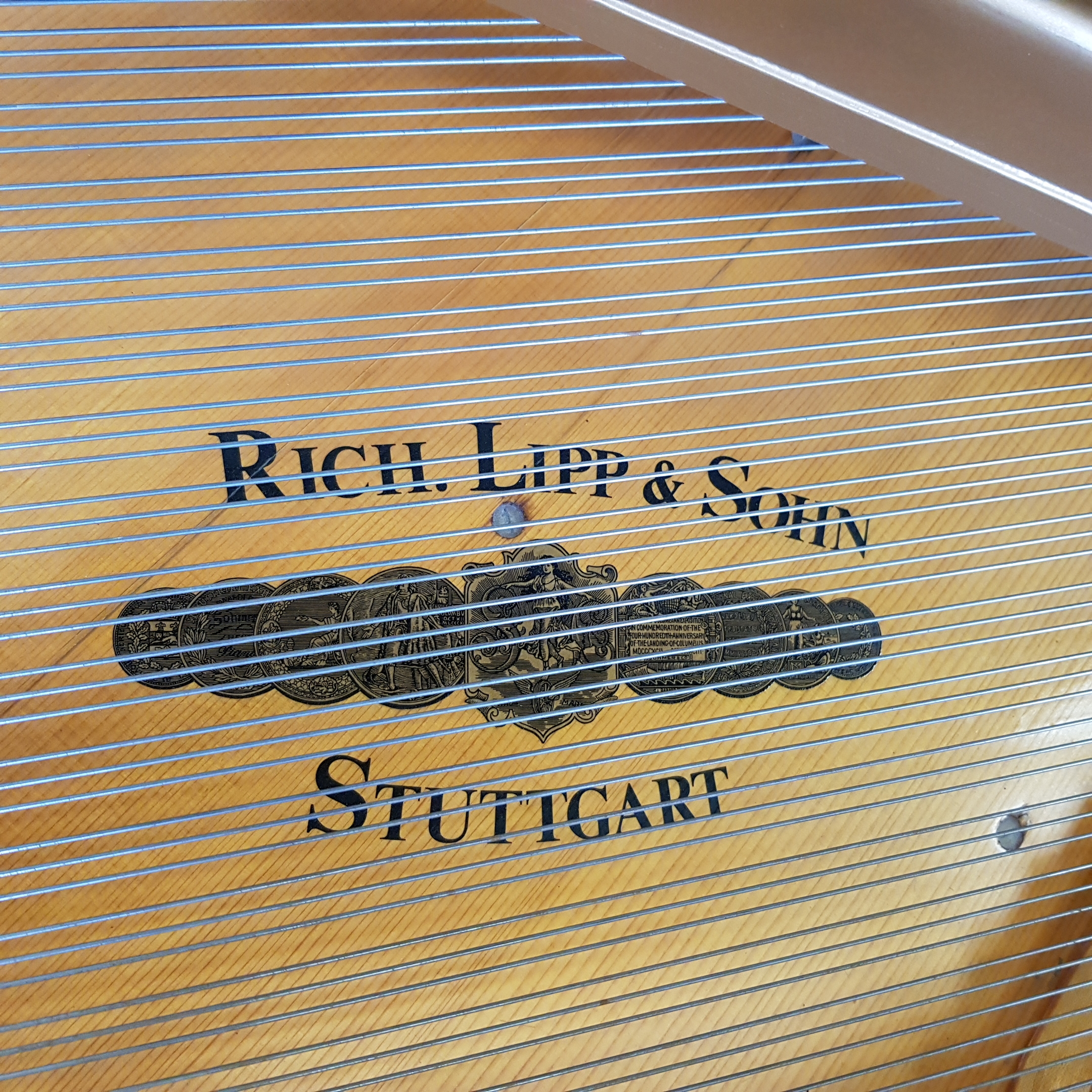 Piano Image