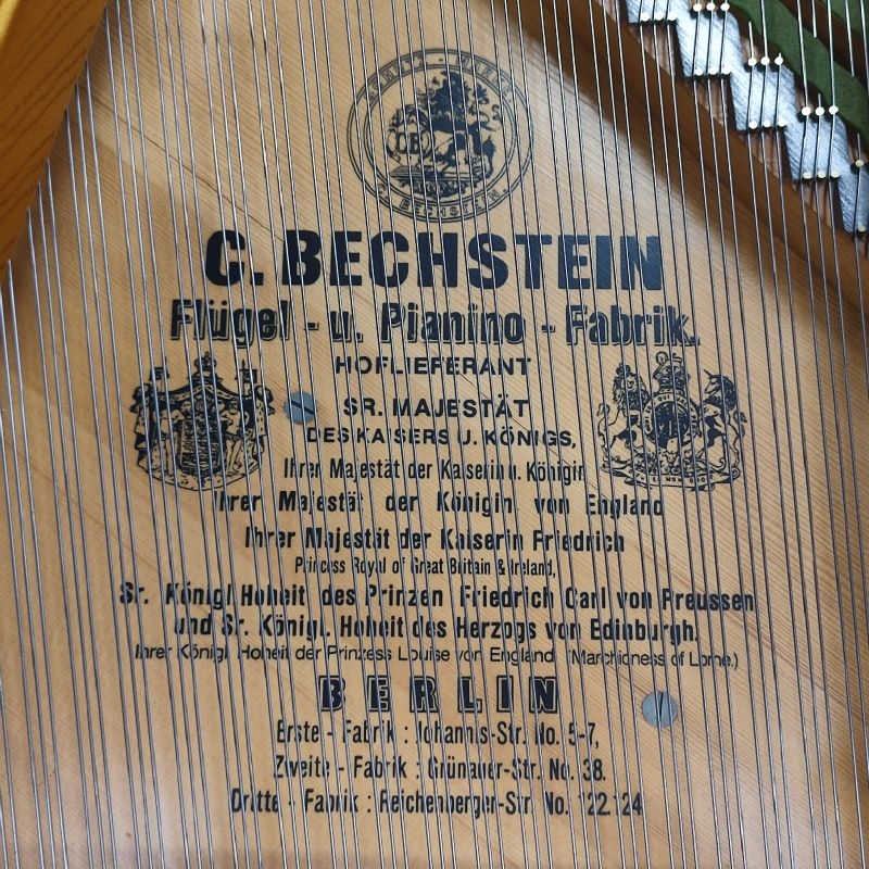 Piano Image