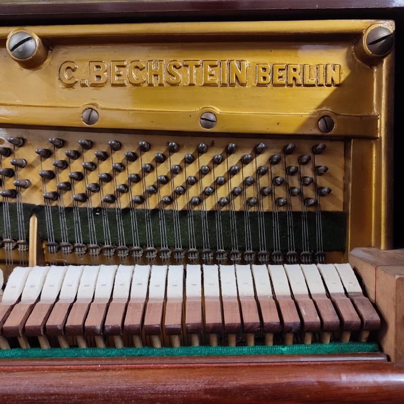 Piano Image