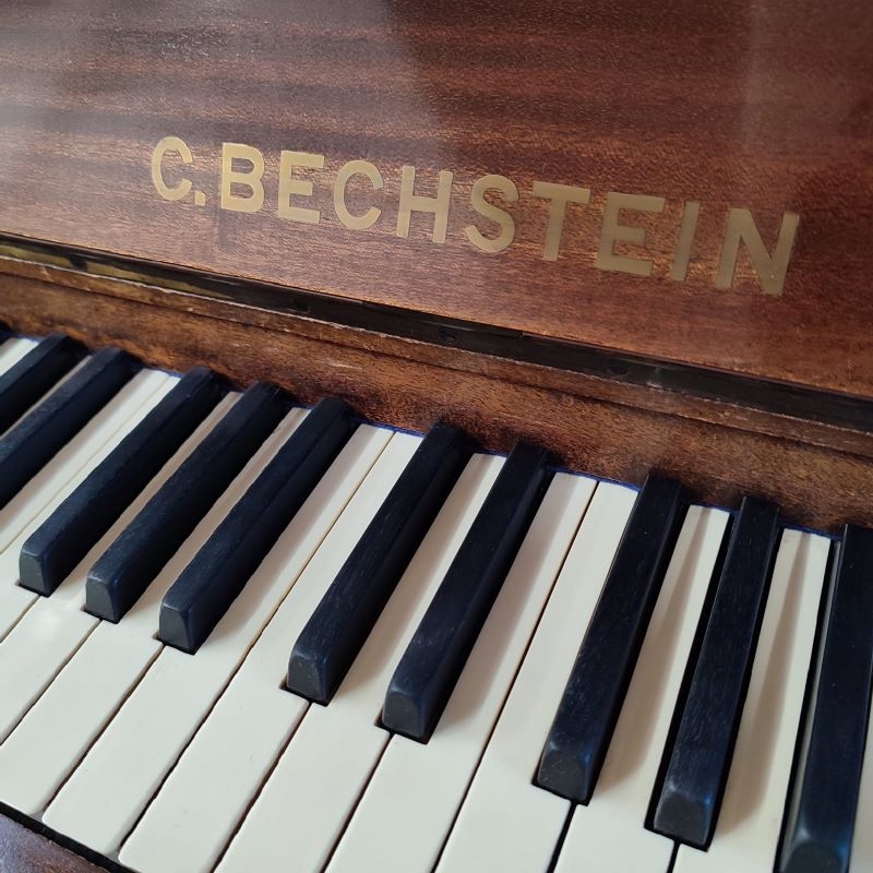 Piano Image