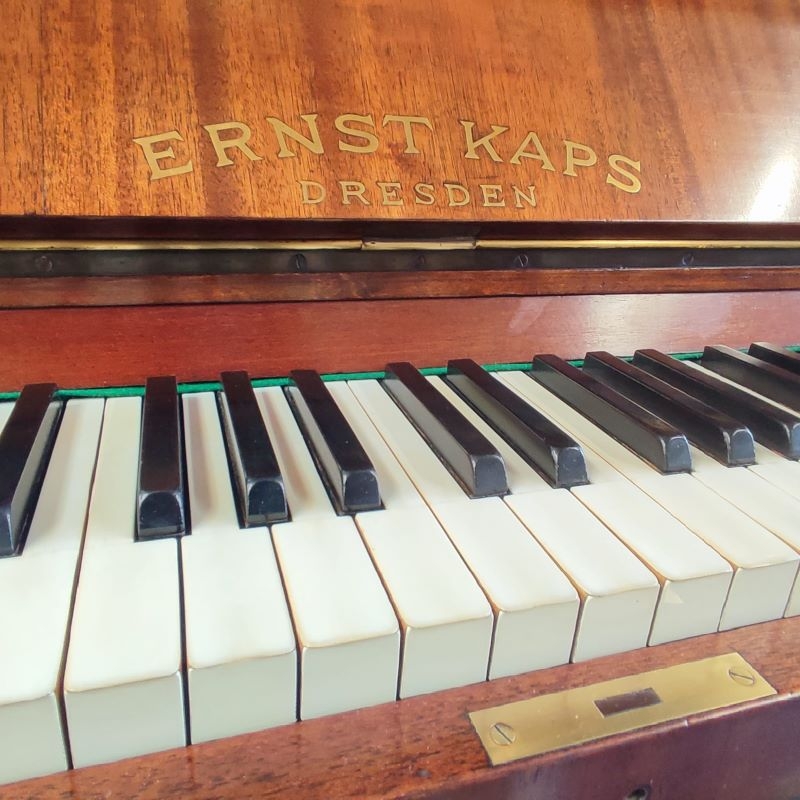Kaps  Upright piano detail photo 3 - Roberts Pianos