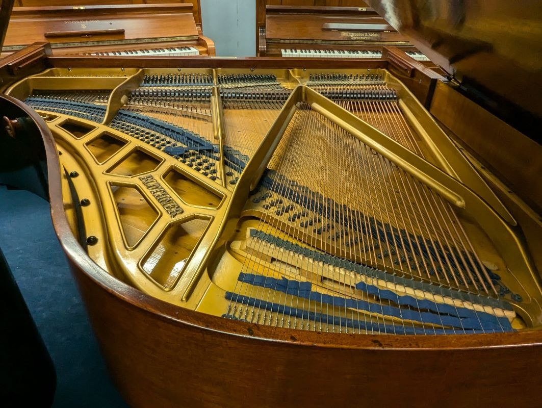 Piano Image
