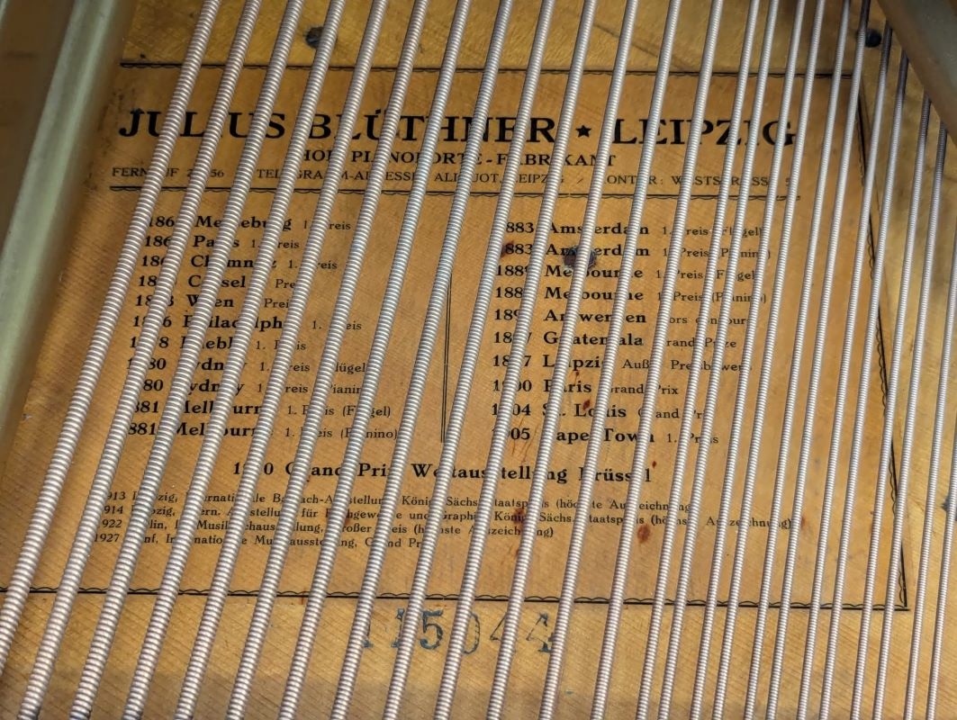 Piano Image