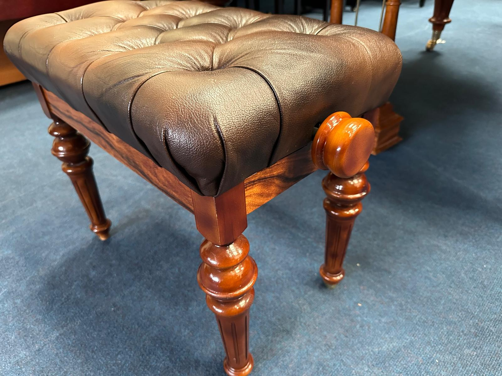 Bluthner VI Grand piano detail photo 2 - Roberts Pianos