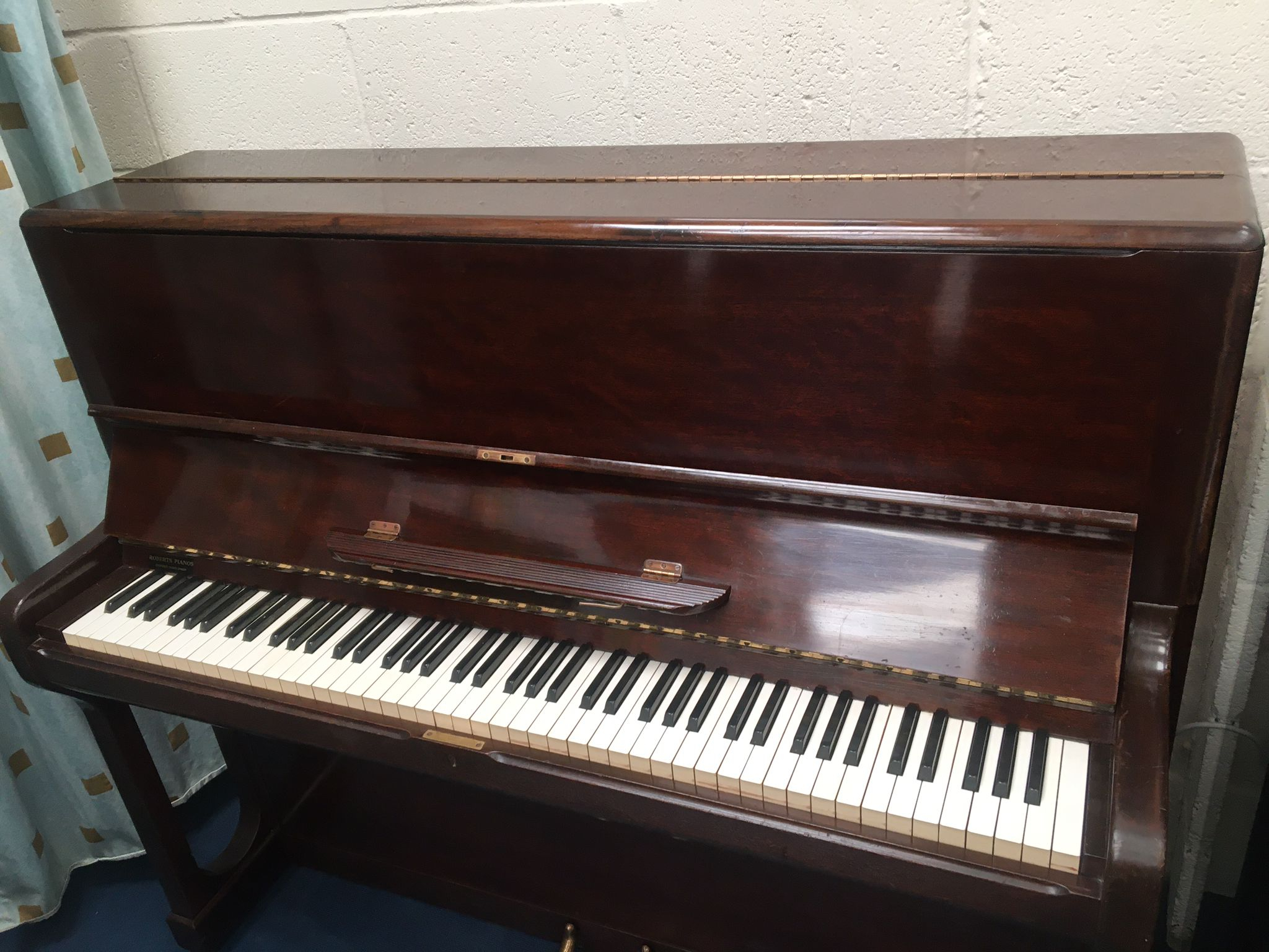Piano Detail Photo 2
