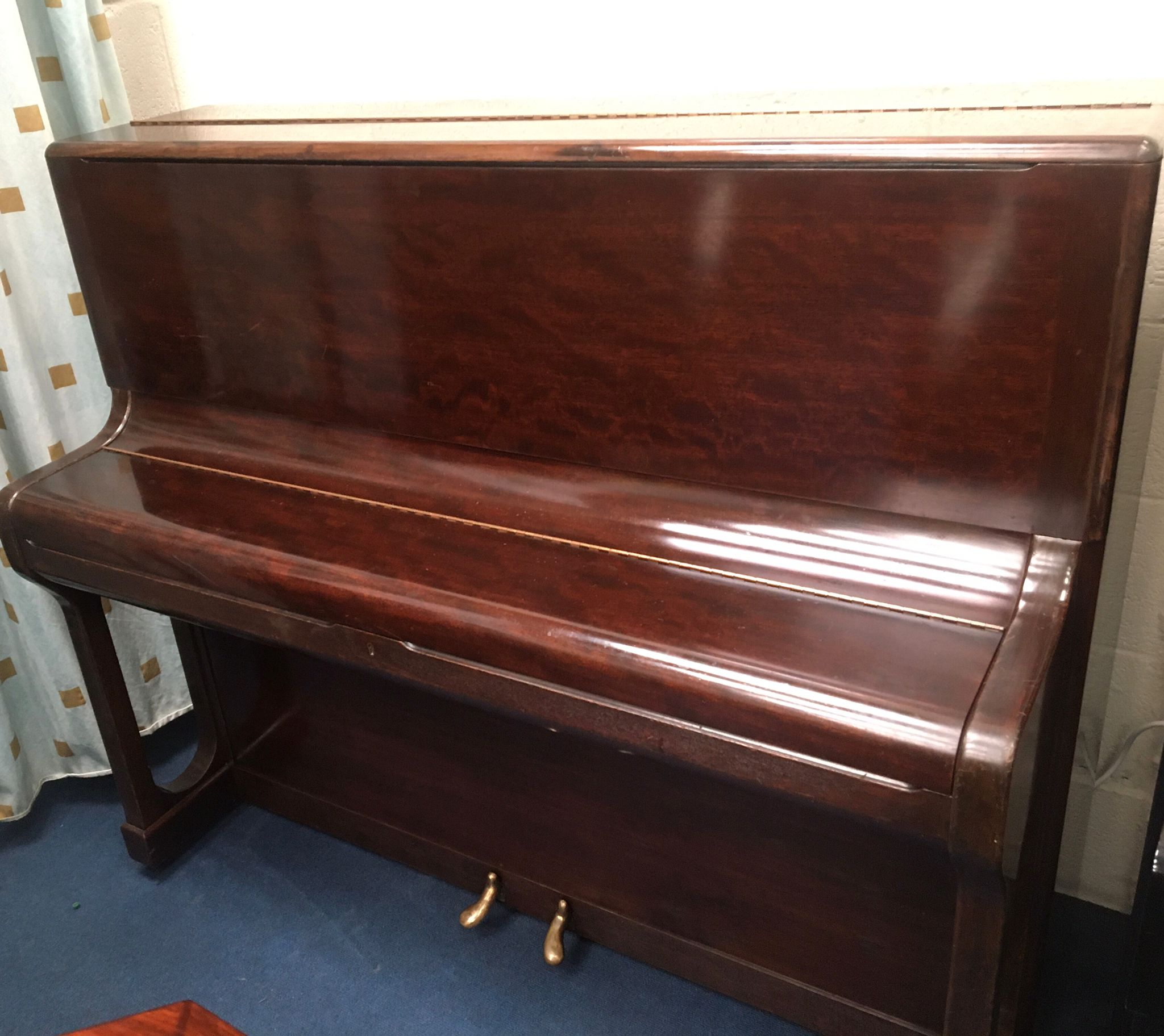 Piano Detail Photo 3