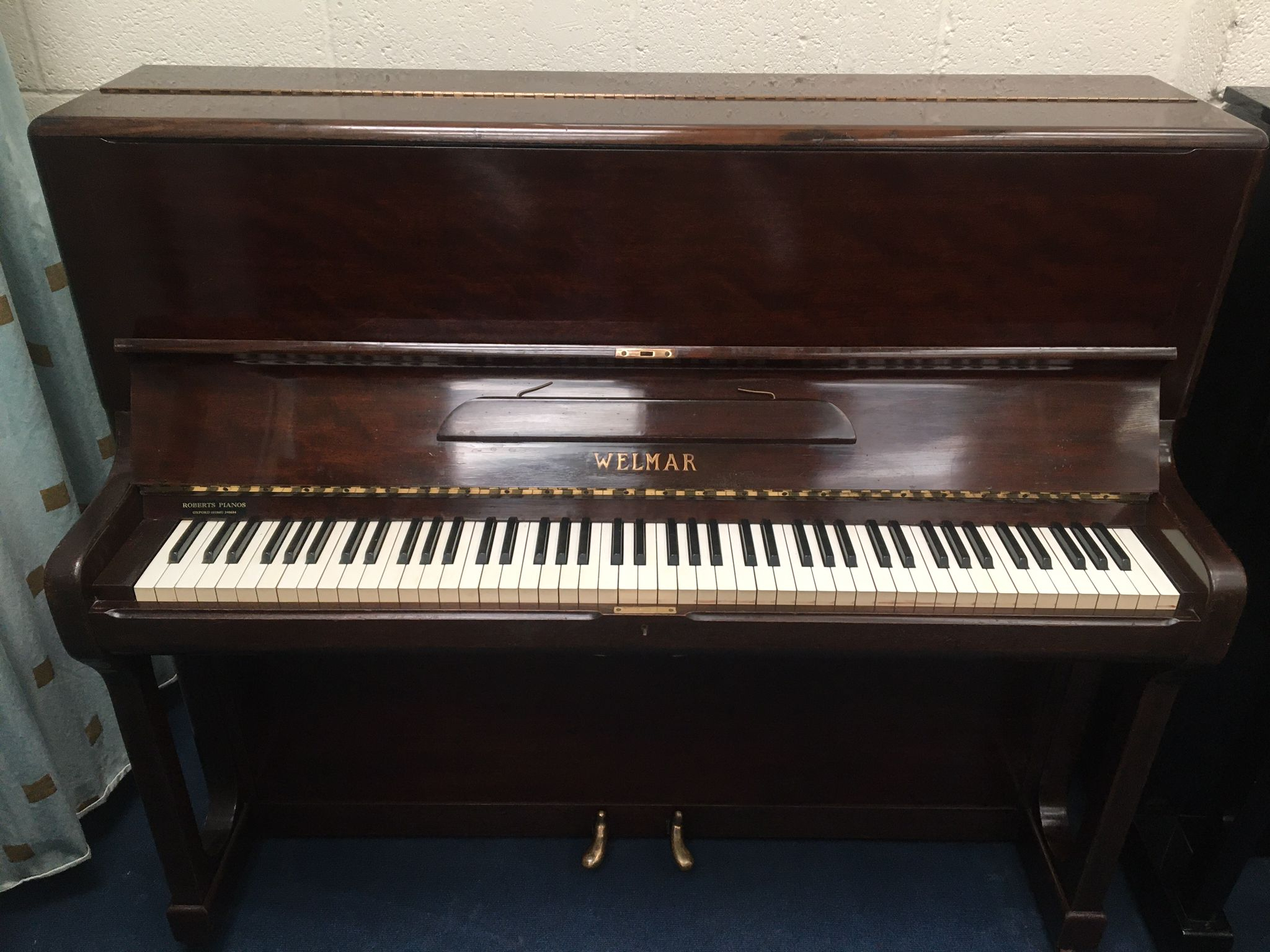 Piano Detail Photo 4