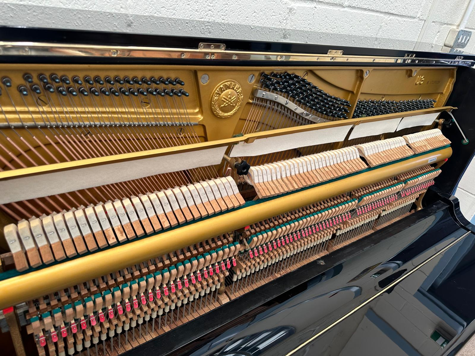 Yamaha U3H Upright piano detail photo 4 - Roberts Pianos