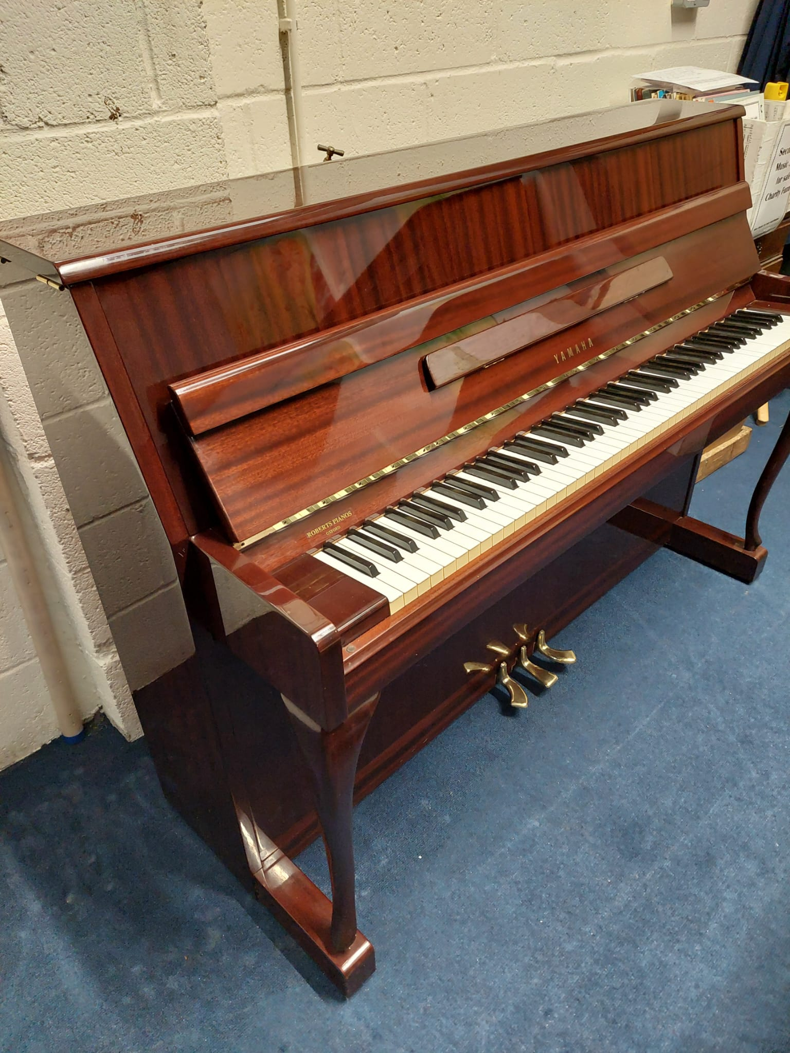 Piano Detail Photo 4