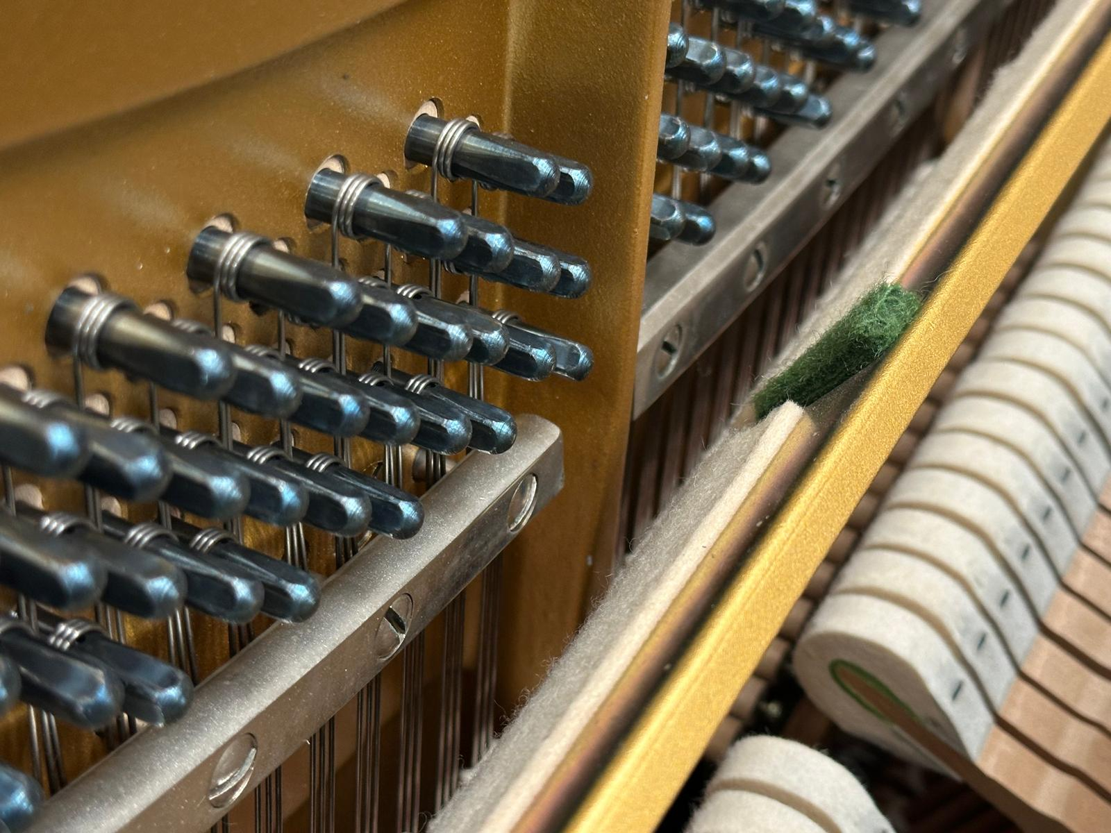 Yamaha U3M Upright piano detail photo 3 - Roberts Pianos