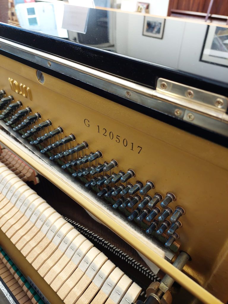 Yamaha U1G Upright piano detail photo 4 - Roberts Pianos