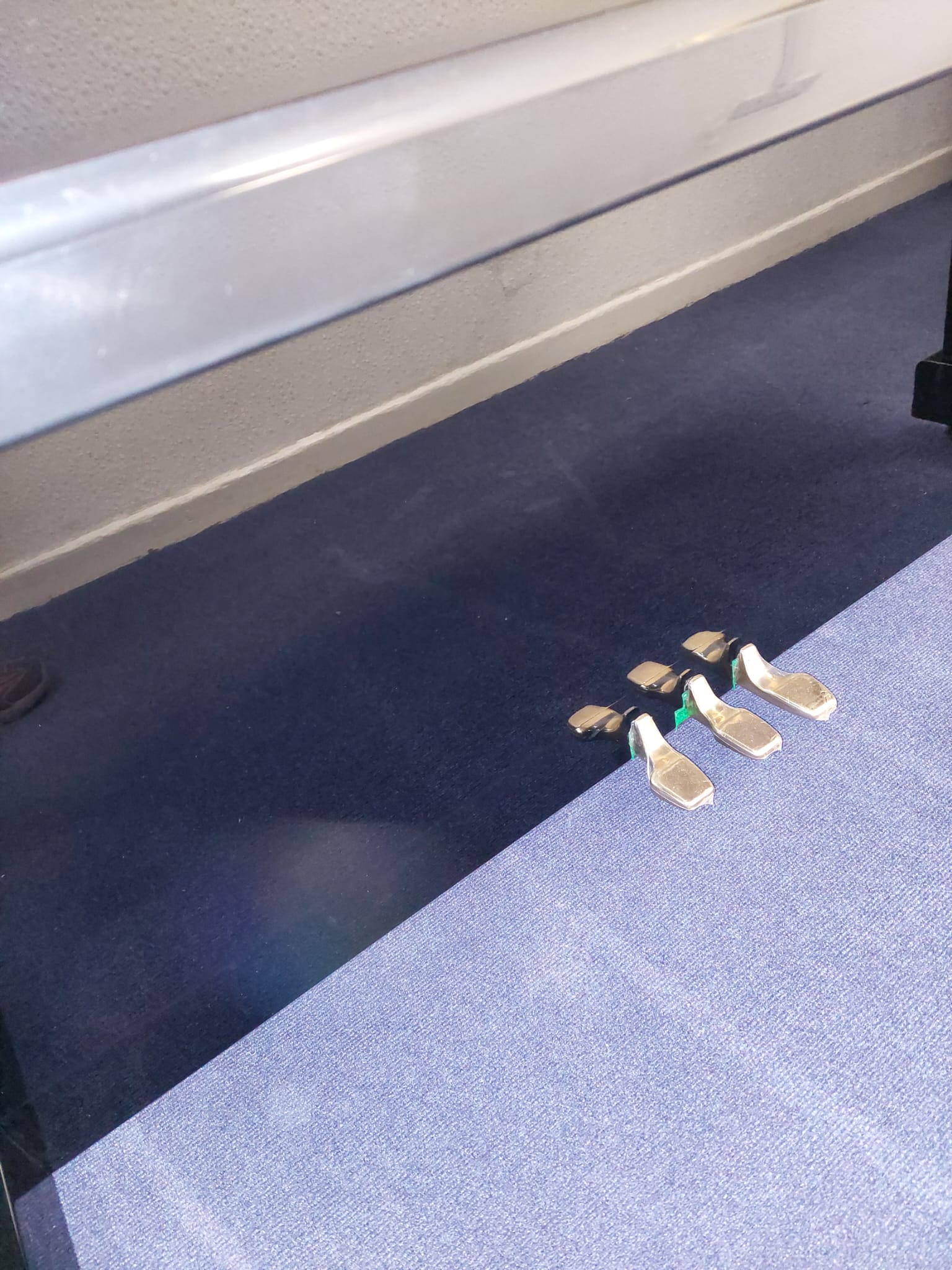 Yamaha U3H Upright piano detail photo 3 - Roberts Pianos