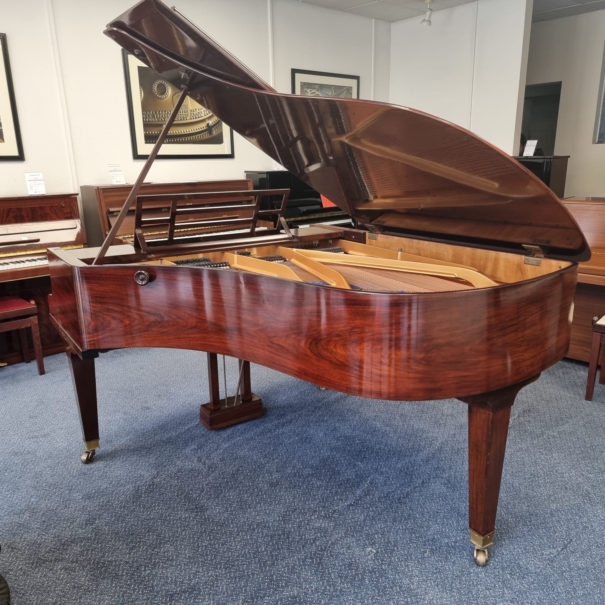 Piano Image