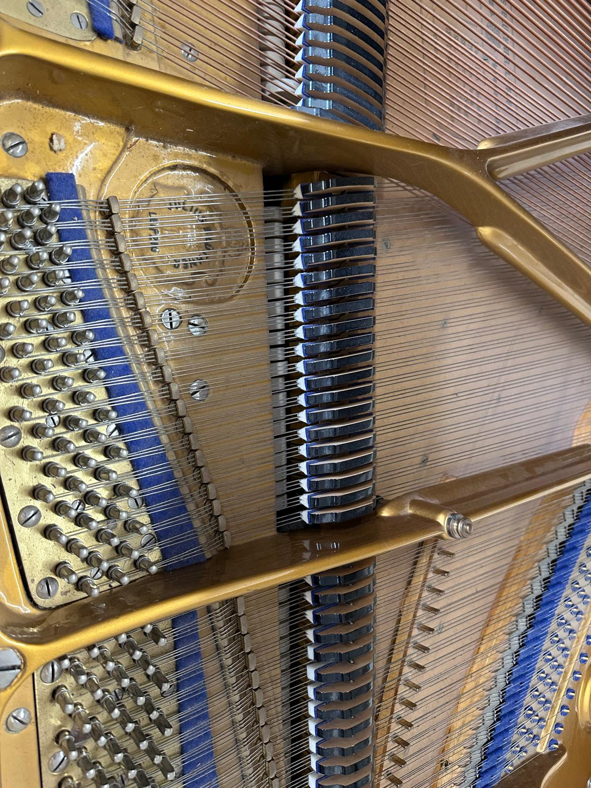 Piano Image