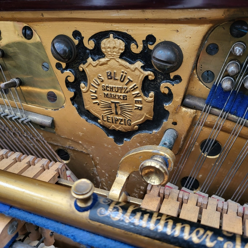 Piano Detail Photo 6