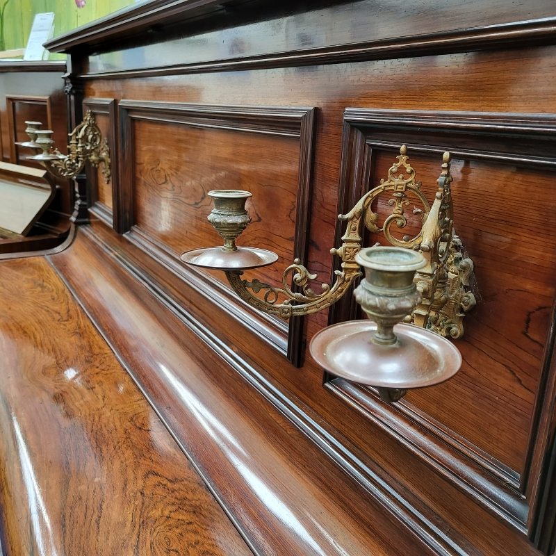 Piano Detail Photo 7