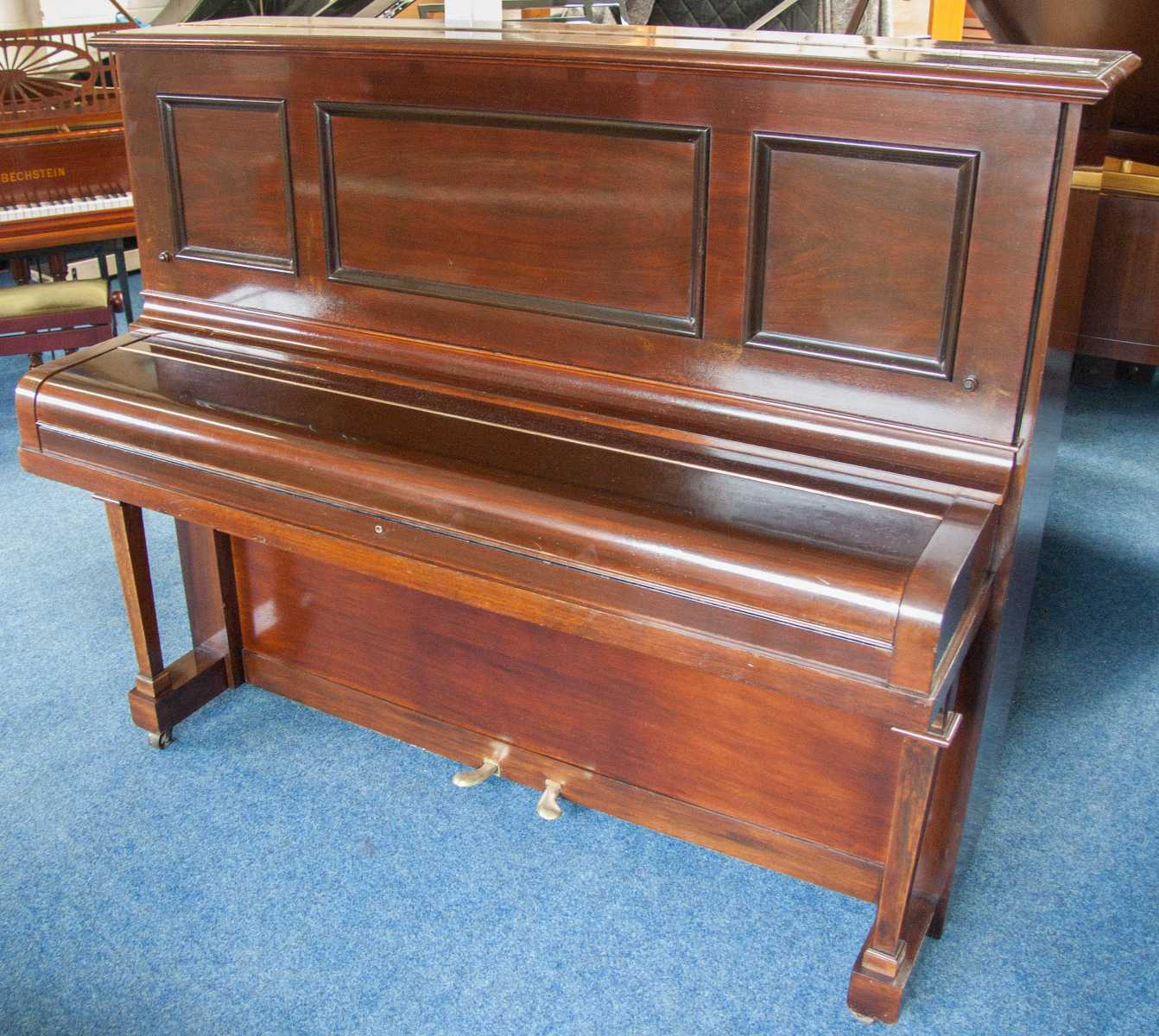 Piano Detail Photo 3